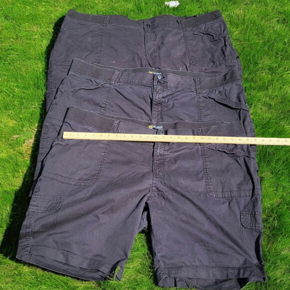 Lee Women's Relaxed Fit Cargo Shorts 26W Medium 2 button Black Dark Grey 130273 - Picture 5 of 7